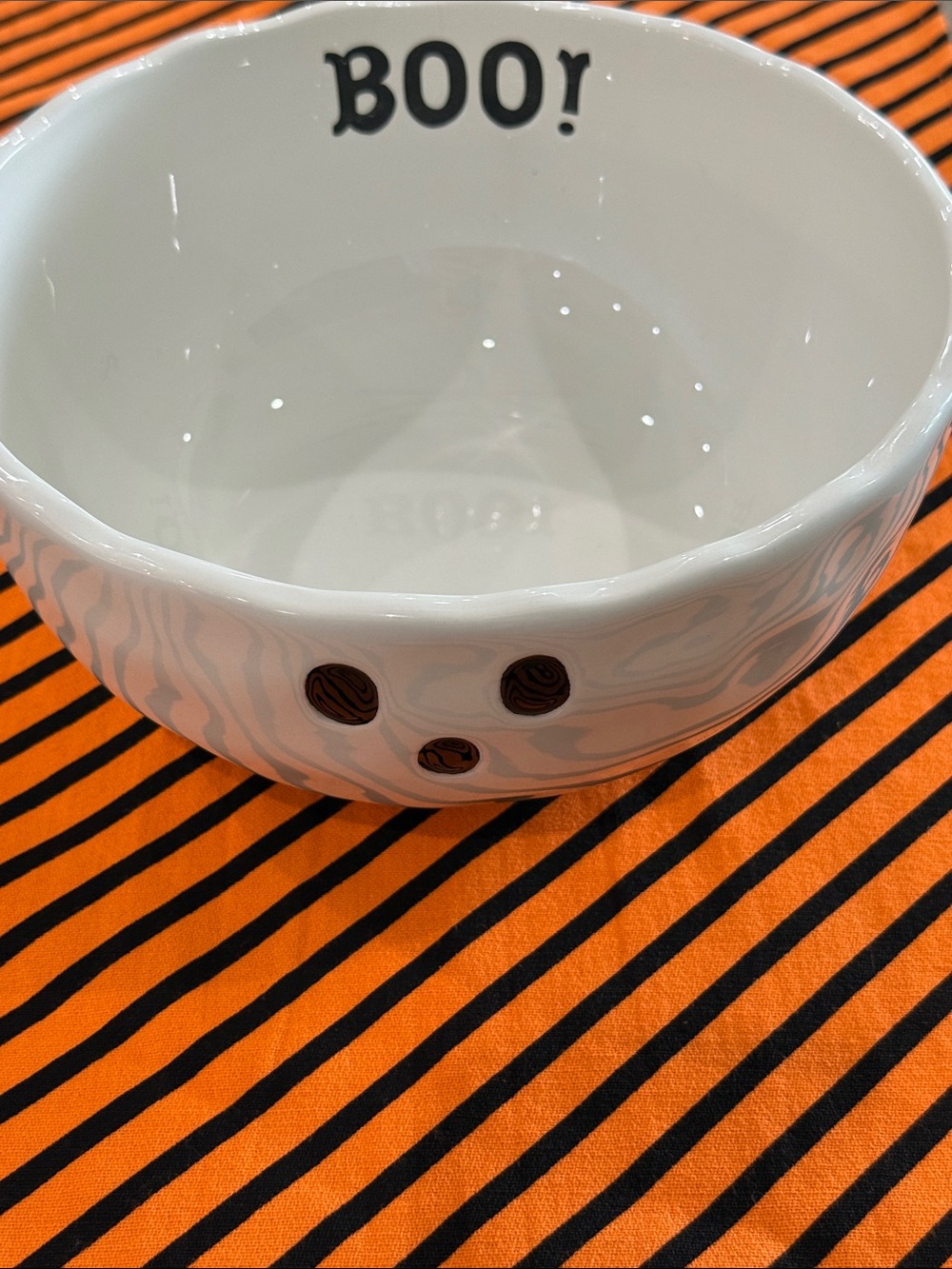 Large GHOST 'BOO!' White Ceramic Halloween Bowl by CELEBRATE IT, NWT
